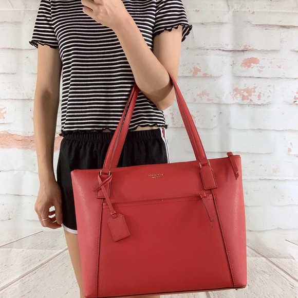 ❗️SALE❗️Kate Spade Cameron Pocket Tote - Picture 6 of 7